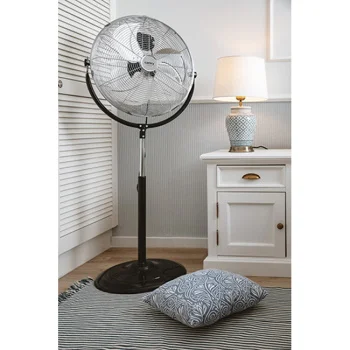 Camry stojeći hromirani ventilator CR7307-4 Camry stojeći hromirani ventilator CR7307-4